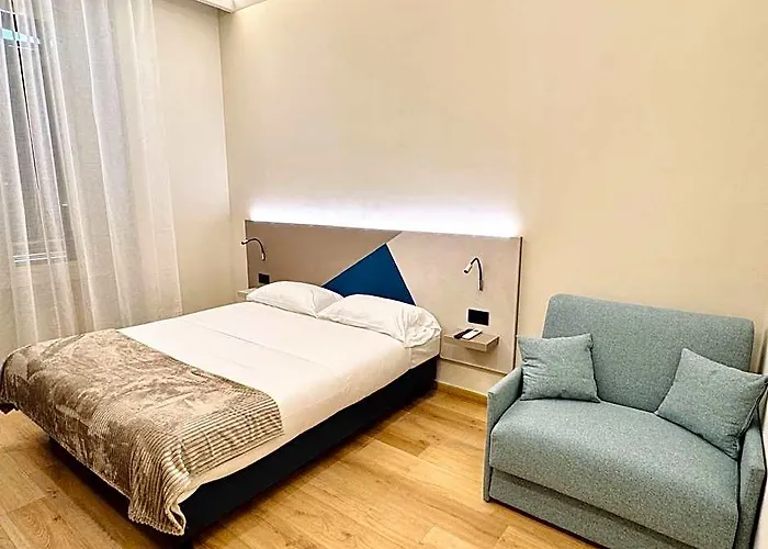 Honeycomb Hotel 3*