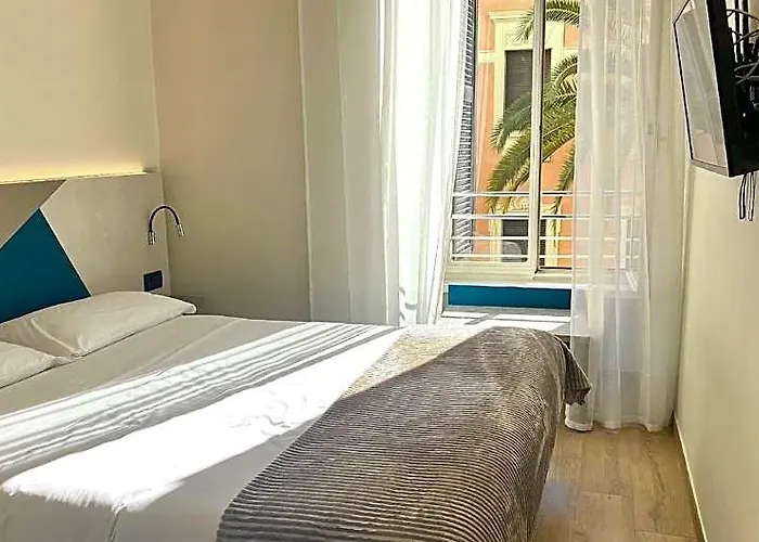 Hotel Honeycomb