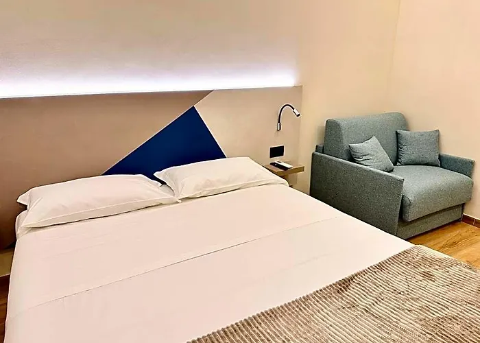 Honeycomb Hotel