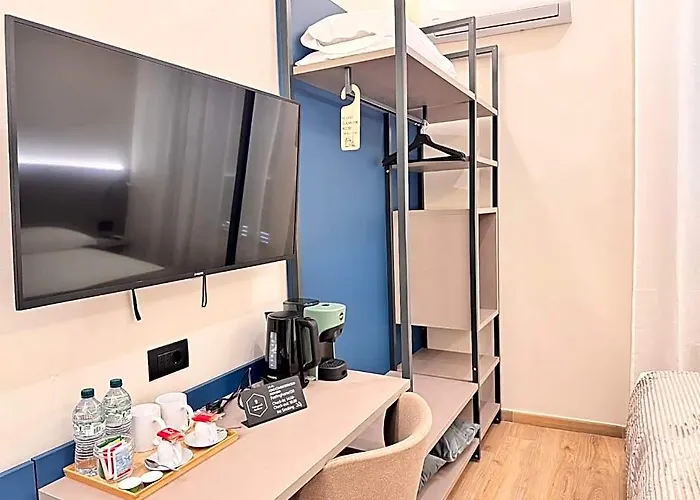 Hotel Honeycomb Rome