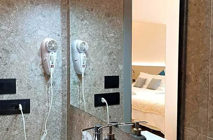 Hotel Honeycomb